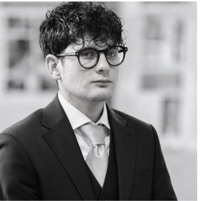 Simone Vona — Founder